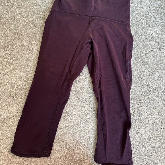 Lululemon Train Times Crop (17") Garnet red maroon 4 - Picture 7 of 10